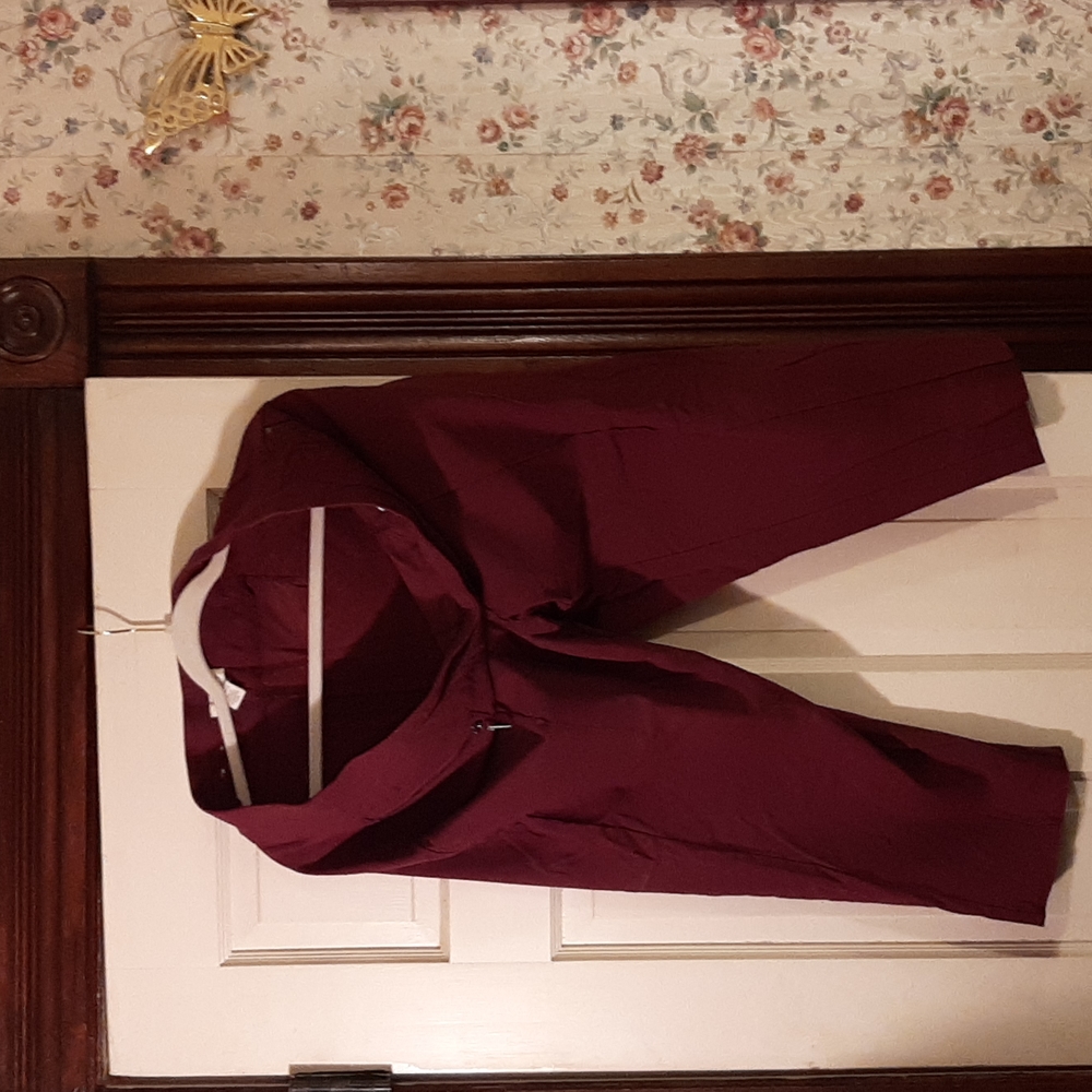 Style and Co burgandy capris.  Great way to transition from season to season!